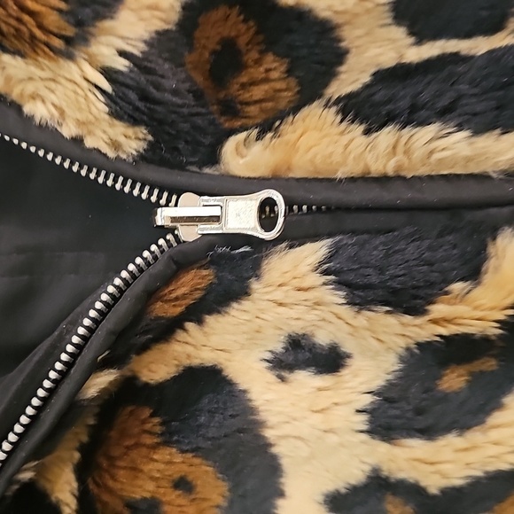 Vintage Faux Leopard Fur Reversible Coat - Picture 3 of 12